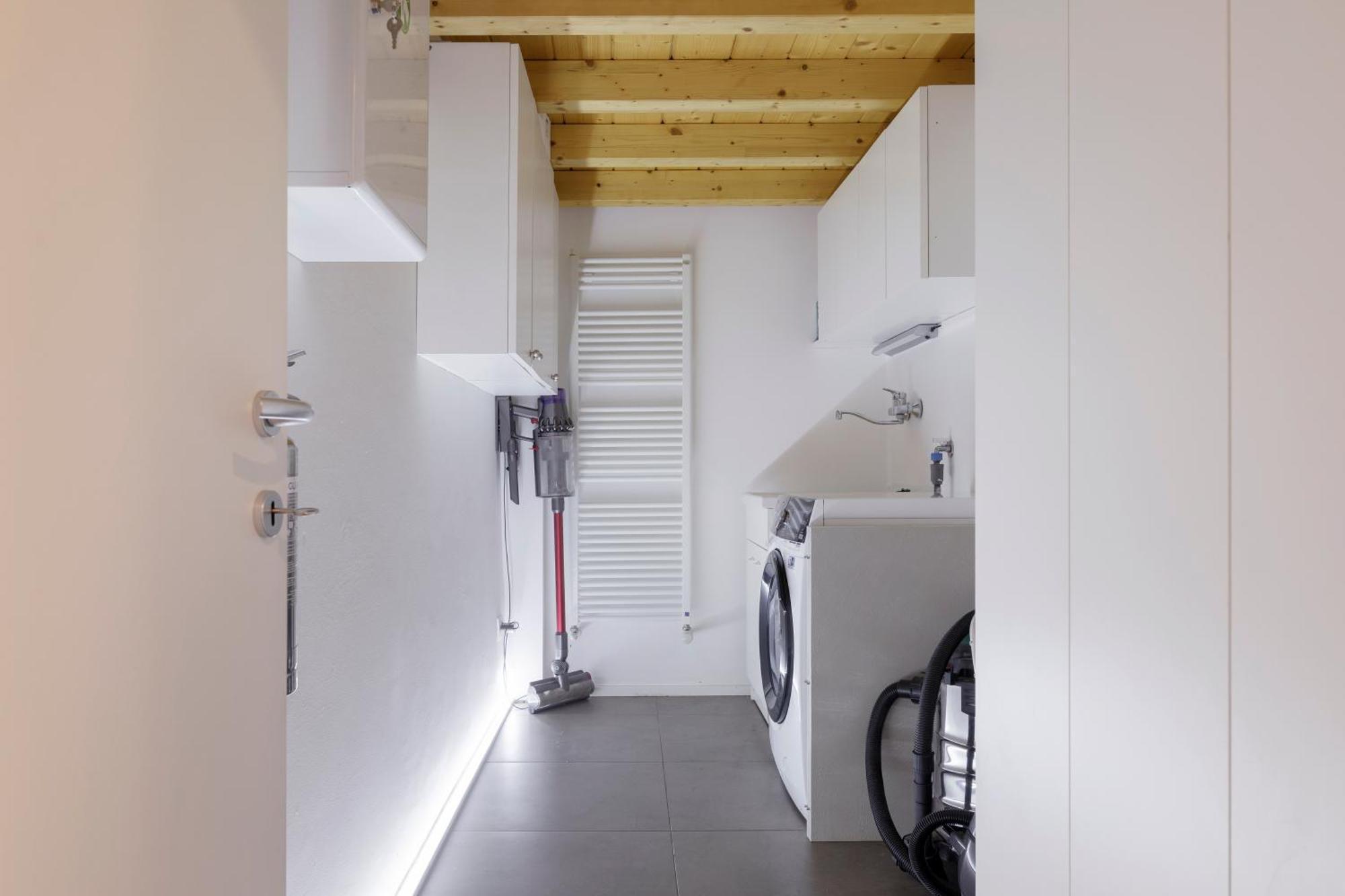Luxe & Central Haven - Jacuzzi, Sauna, Steam, Private Parking Como Exterior photo