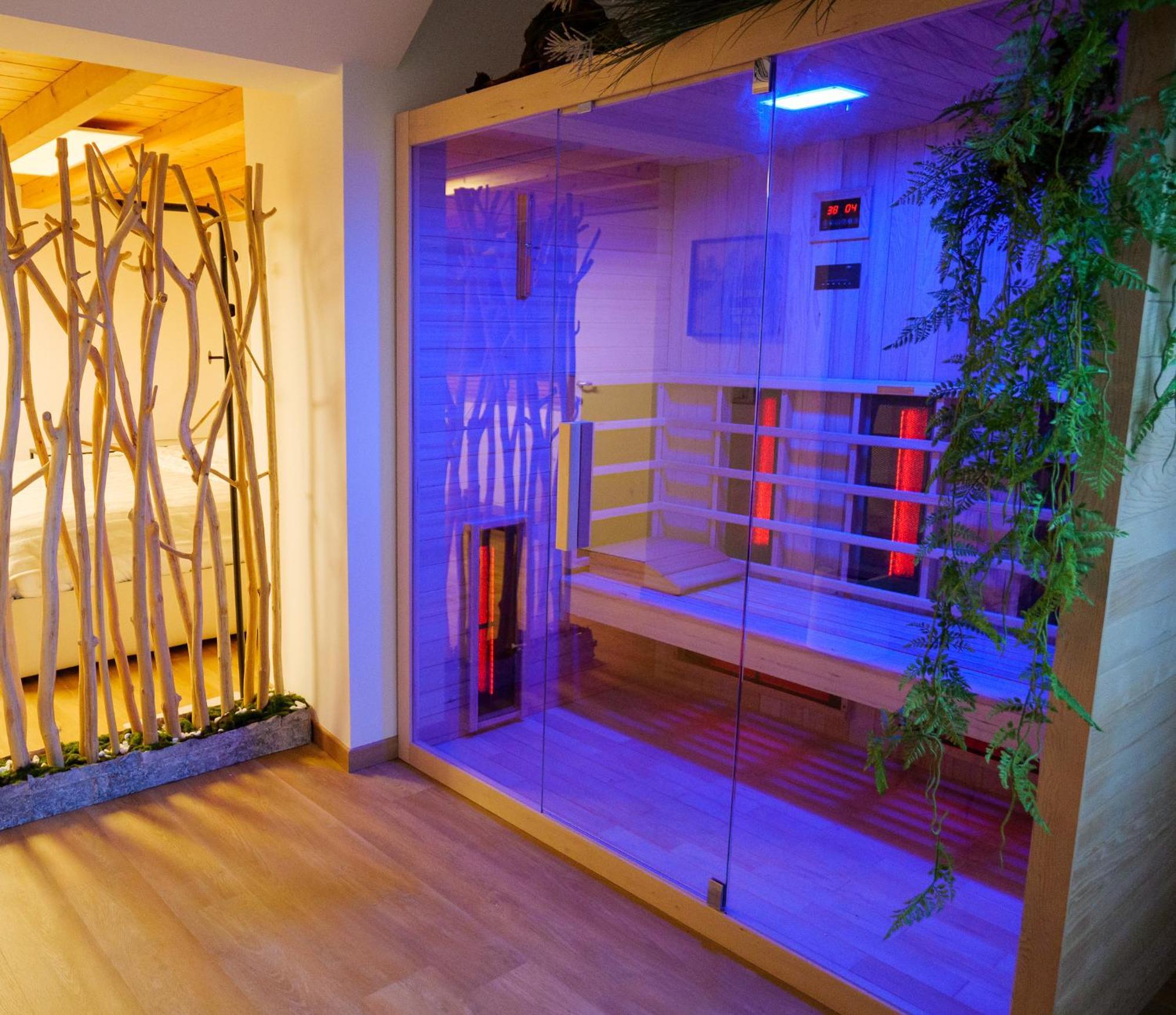 Luxe & Central Haven - Jacuzzi, Sauna, Steam, Private Parking Como Exterior photo